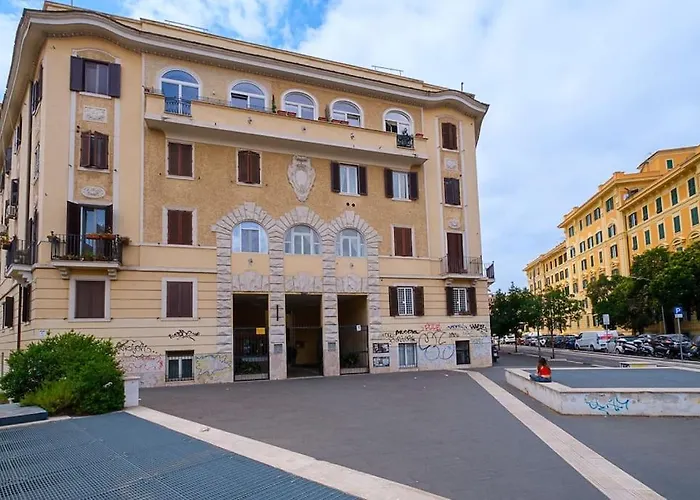 Ht La Spezia Bilo * Rome