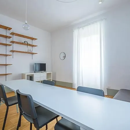 Apartmán Ht La Spezia Bilo *